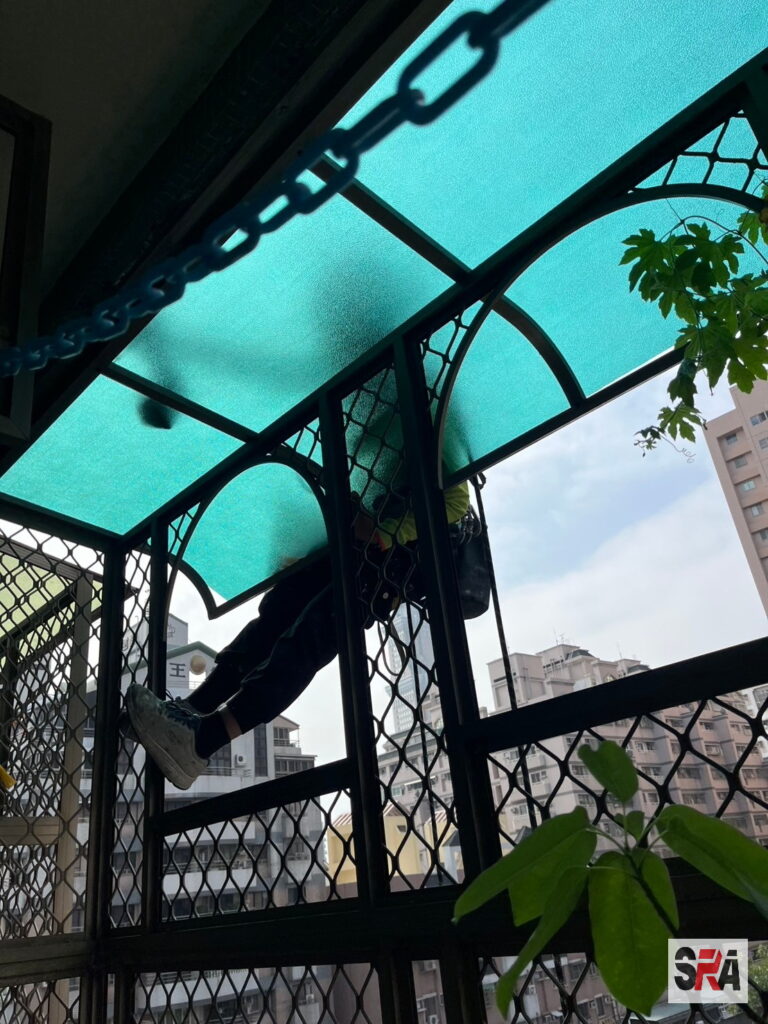 大樓採光罩更換處理工程｜確保安全與提升建築美觀