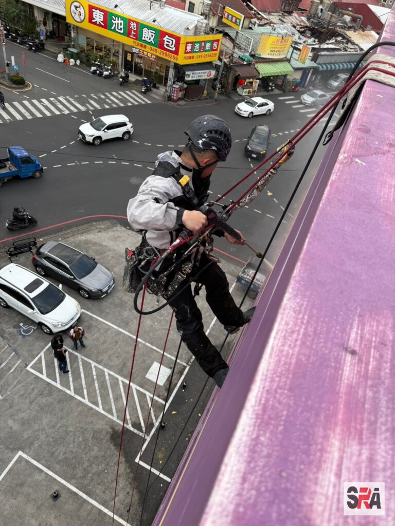 台中外牆修繕與防水工程全攻略：蜘蛛人高空作業、磁磚修補